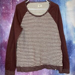 Volcom striped crewneck 🛍